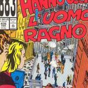 Le texte musical NON ME LA MENARE de 883 est également présent dans l'album Hanno ucciso l'uomo ragno (1992)
