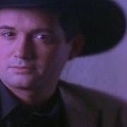 Le texte musical HOLDIN' HEAVEN de TRACY BYRD est également présent dans l'album Keepers (greatest hits)