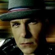 Le texte musical 1,2,3,4,5,6,7 de TRANSPLANTS est également présent dans l'album Haunted cities (2005)