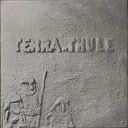 Le texte musical IL DOMANI APPARTIENE A NOI de COMPAGNIA DELL'ANELLO est également présent dans l'album Terra di thule (1983)