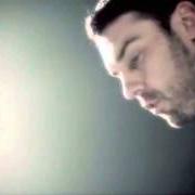 Le texte musical SOMETHING FOR THE WEEKEND de BEN WESTBEECH est également présent dans l'album There's more to life than this (2011)