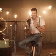 Le texte musical MAR ADENTRO - SI FUERA MÍA de CARLOS RIVERA est également présent dans l'album Si fuera mía (2020)