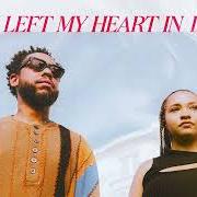 Le texte musical 2 STEP IN THE LIVING ROOM de TERRACE MARTIN est également présent dans l'album I left my heart in ladera (2023)