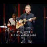 Le texte musical SOB MEDIDA de CHICO BUARQUE est également présent dans l'album Na carreira (2012)