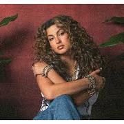 Le texte musical BLISS de TORI KELLY est également présent dans l'album God must really love me (2026)