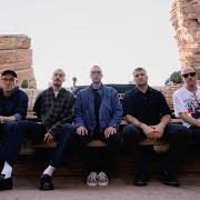 Le texte musical BEYOND THE PALE de COLD WAR KIDS est également présent dans l'album New age norms 1 (2019)