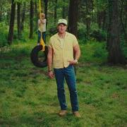 Le texte musical BONES de RUSSELL DICKERSON est également présent dans l'album Famous back home (2025)