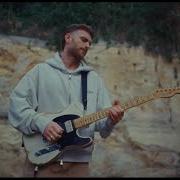 Le texte musical OLD MAN de TOM MISCH est également présent dans l'album Old man (2025)