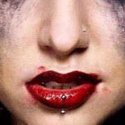 Le texte musical THERE'S NO SYMPATHY FOR THE DEAD de ESCAPE THE FATE est également présent dans l'album There's no sympathy for the dead (2006)